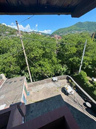 Appartamento quadrilocale in vendita in Salita Ca Bianca, Genova