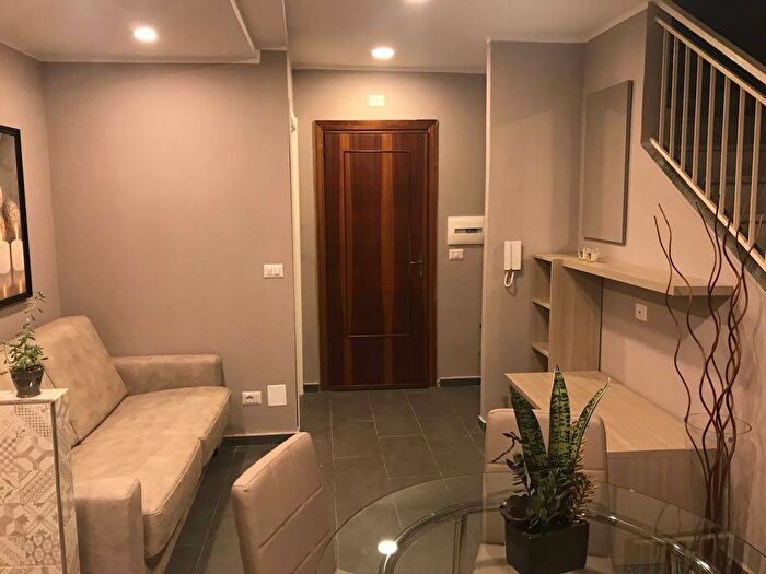 Appartamento bilocale in affitto in Via Roma, Manocalzati