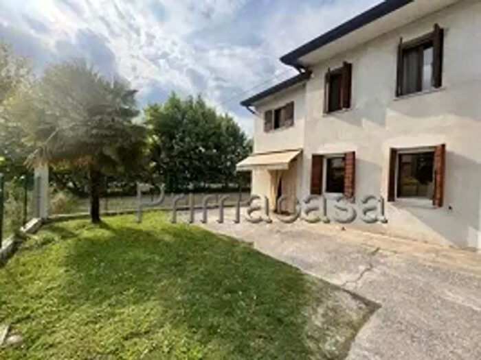 Casa con 7 locali in vendita in Via Cognaro, Santa Maria Di Sala