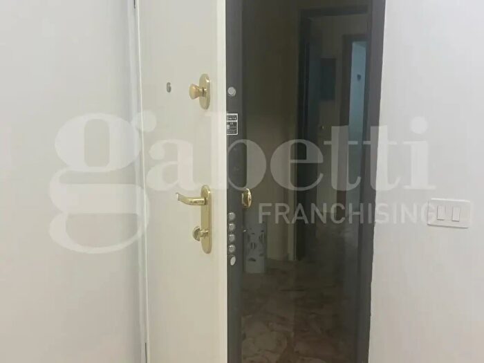 Appartamento trilocale in affitto in Via Ariosto, Roma