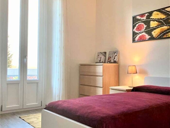 Appartamento trilocale in affitto in Via Brusuglio, Affori, Milano