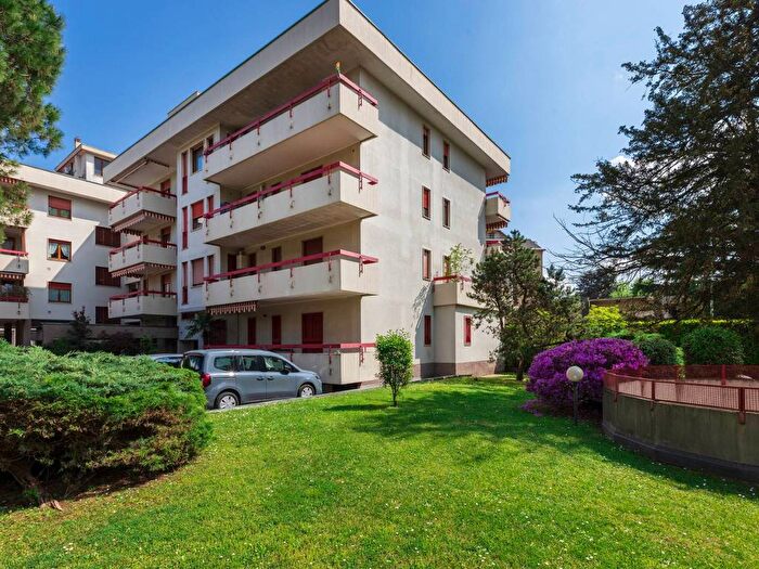 Casa trilocale in affitto in Via Magenta, Sacconago, Busto Arsizio