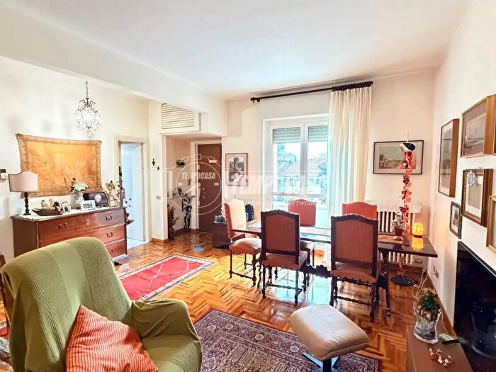 Appartamento trilocale in vendita in Via Serrani Gaetano, Milano