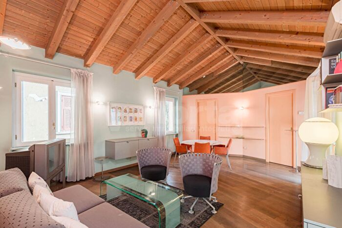 Appartamento bilocale in vendita in Durini, Monza