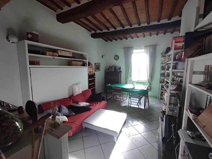 Appartamento con 5 locali in vendita in Siena