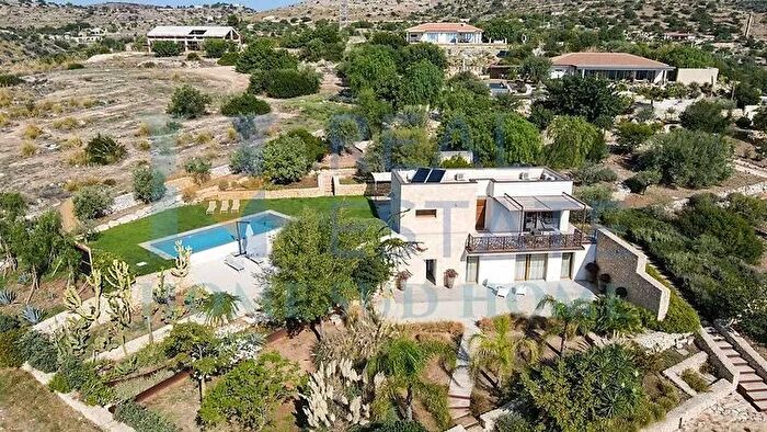 Casa in vendita in Avola, Modica