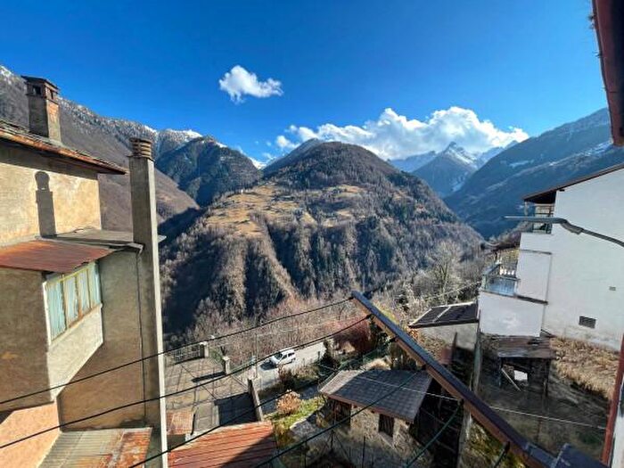 Appartamento bilocale in vendita in Via Colvedra, Pedesina