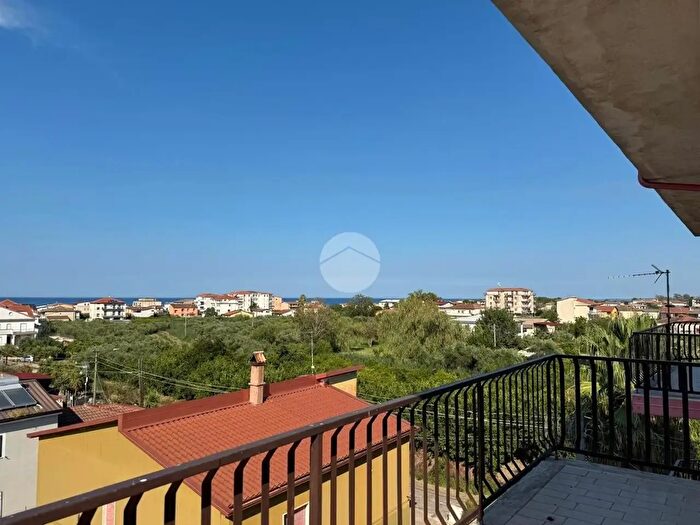 Appartamento quadrilocale in vendita in Via Praga, CoriglianoRossano