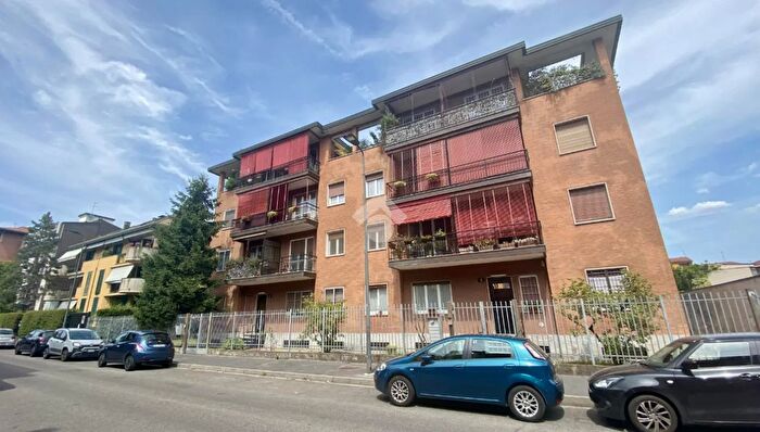 Appartamento bilocale in vendita in Via Manaresi, Milano