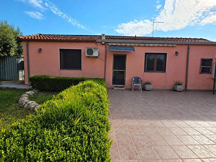 Appartamento bilocale in affitto in Traversa Mottava, Arenella, Siracusa