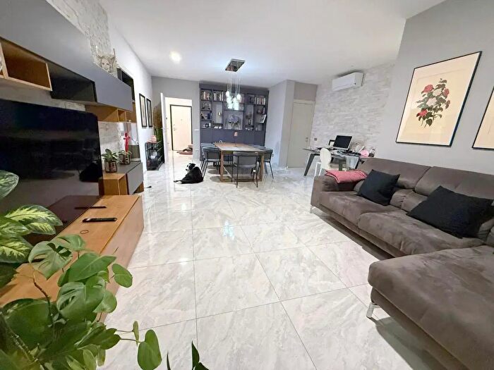 Appartamento quadrilocale in vendita in Via Luigi Pellizzo, Padova