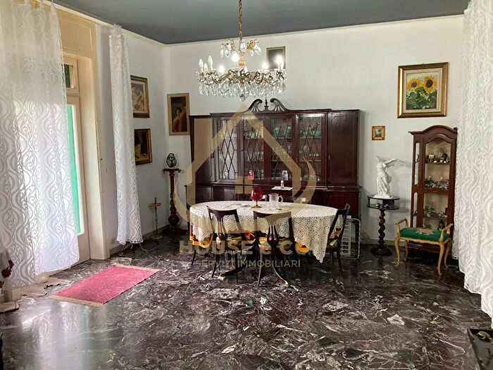 Casa con 5 locali in vendita in Cimitero, Vigevano