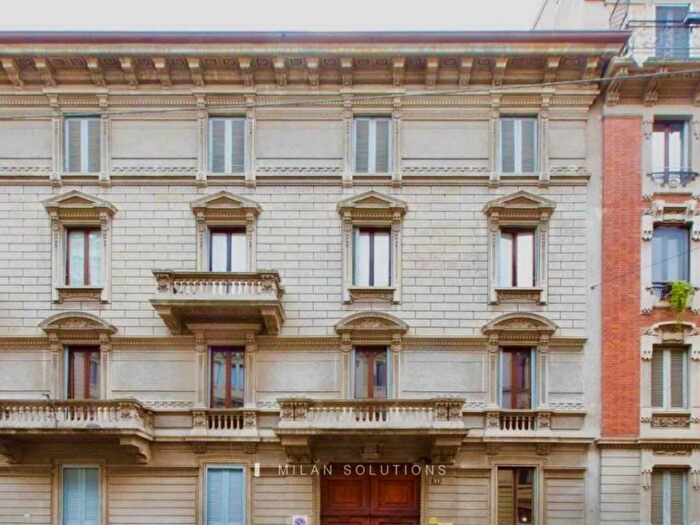 Appartamento bilocale in affitto in via Giacomo Leopardi, Vincenzo Monti, Milano