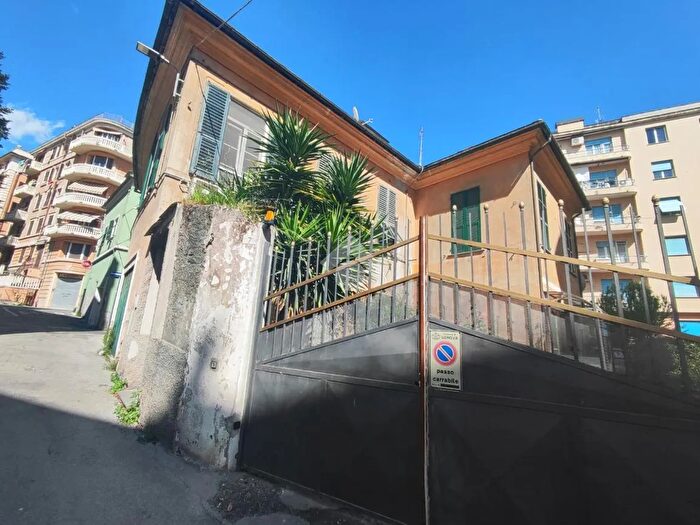 Case in Vendita e in Affitto - 3