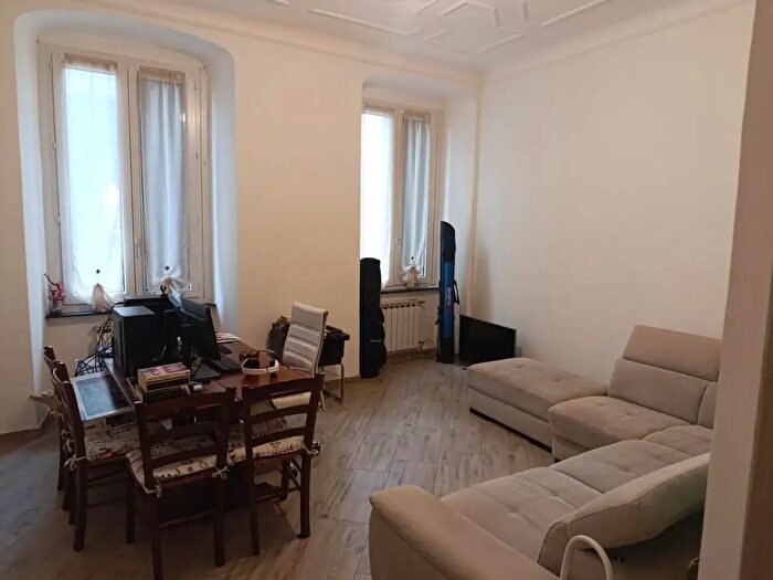 Appartamento quadrilocale in affitto in Via di Porta Soprana, Genova