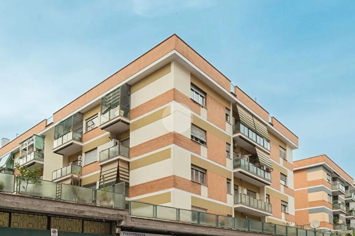 Appartamento bilocale in vendita in Via Vacuna, Roma