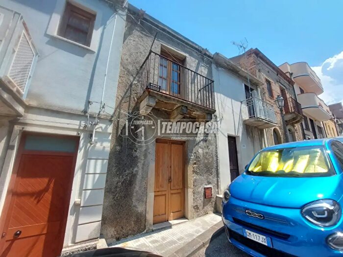 Appartamento trilocale in vendita in Via Immacolata, Falcone