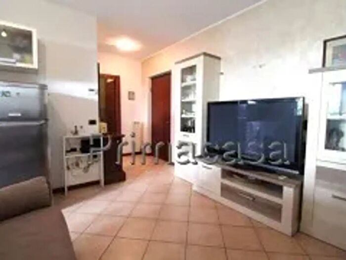 Appartamento bilocale in vendita in Via Dott Francesco Girelli, Pescantina