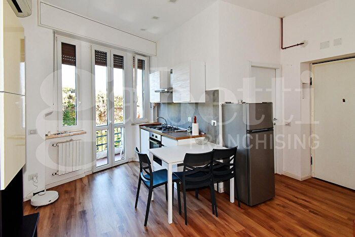 Appartamento bilocale in vendita in Via Rinuccini, Milano