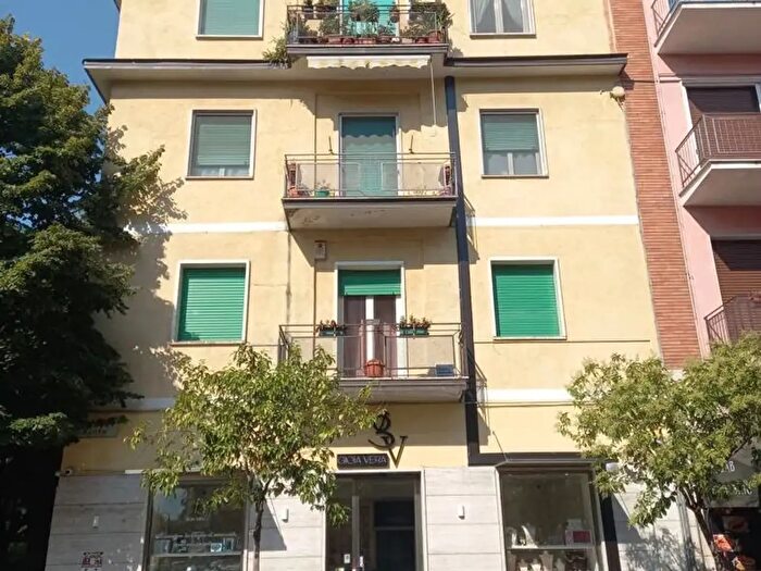 Appartamento quadrilocale in affitto in Via Pascoli Snc, Cassino