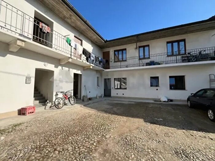 Appartamento bilocale in vendita in Via Binaghi, Somma Lombardo