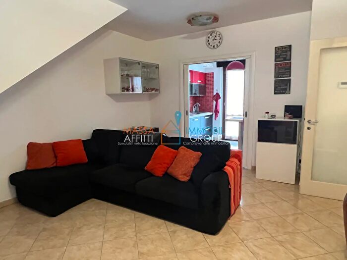 Appartamento con 7 locali in vendita in Via Flavio Torello Baracchini, Massa