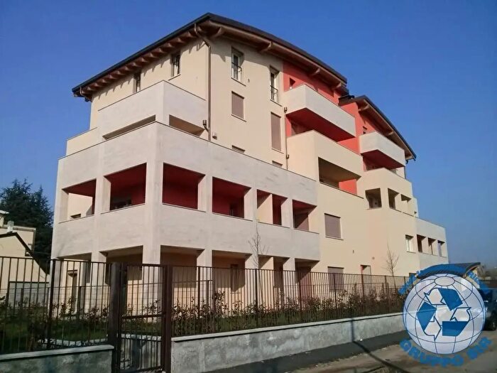 Appartamento bilocale in affitto in Via Asiago, Lissone