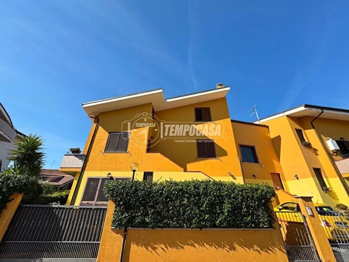 Casa quadrilocale in vendita in Via Antonella d'Aquino, Francavilla Al Mare