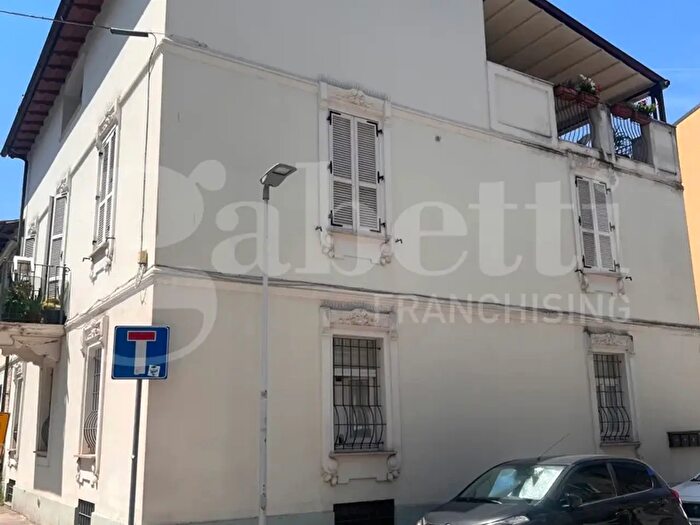 Appartamento trilocale in vendita in Via Pola, Terni