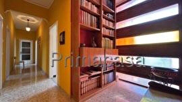 Appartamento trilocale in vendita in Via Goffredo Mameli F, Verona