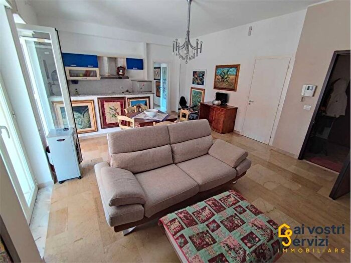 Appartamento bilocale in affitto in Via Alcibiade, Grottasanta Tunisi, Siracusa