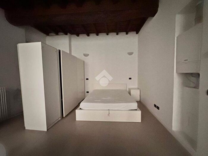 Appartamento monolocale in affitto in Via Carmine, Centro Storico, Pavia