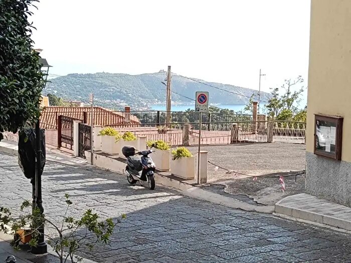 Appartamento con 6 locali in vendita in San Sebastiano, Centola