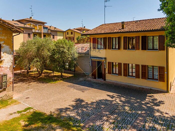Appartamento trilocale in vendita in Via Dante Alighieri, Cadelbosco Di Sopra