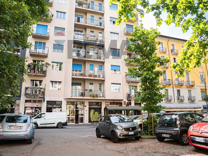 Appartamento bilocale in vendita in Poliziano, Milano