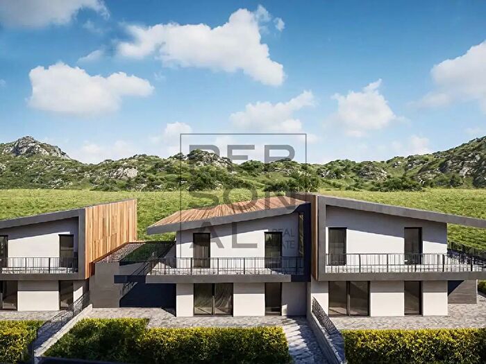 Appartamento con 5 locali in vendita in Strada del Tesino, Castel Ivano
