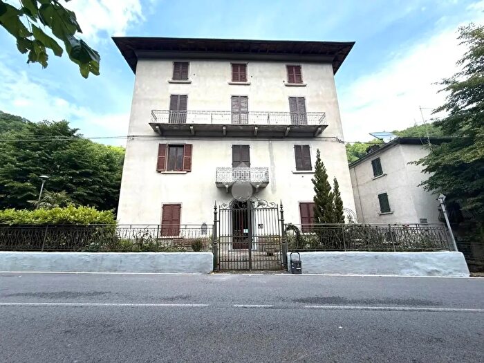 Appartamento bilocale in vendita in Via Nazionale, Pistoia