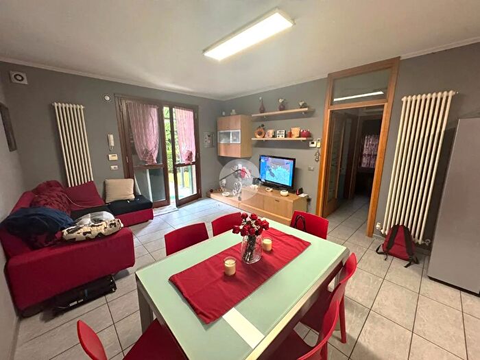 Appartamento trilocale in vendita in Vicolo Romagna, Camponogara