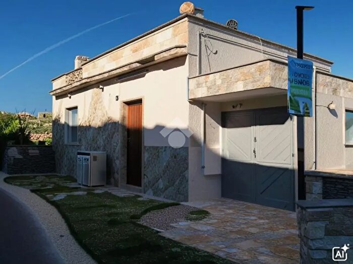 Casa quadrilocale in vendita in Via Ceglie, Martina Franca