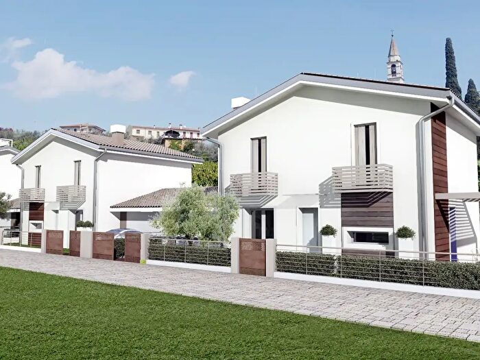 Casa quadrilocale in vendita in Via Ragazzi del ', Castegnero