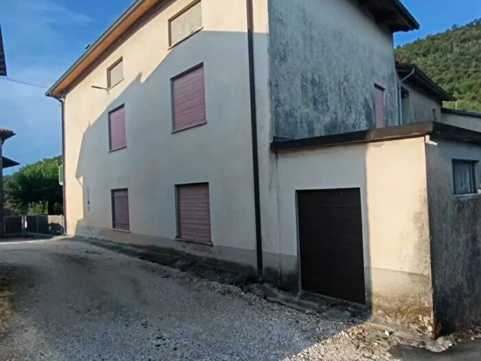 Casa quadrilocale in vendita in Monte di Malo, Monte Di Malo