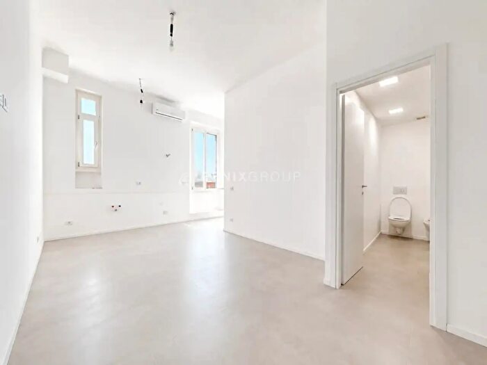 Appartamento bilocale in vendita in Via Padova, Milano