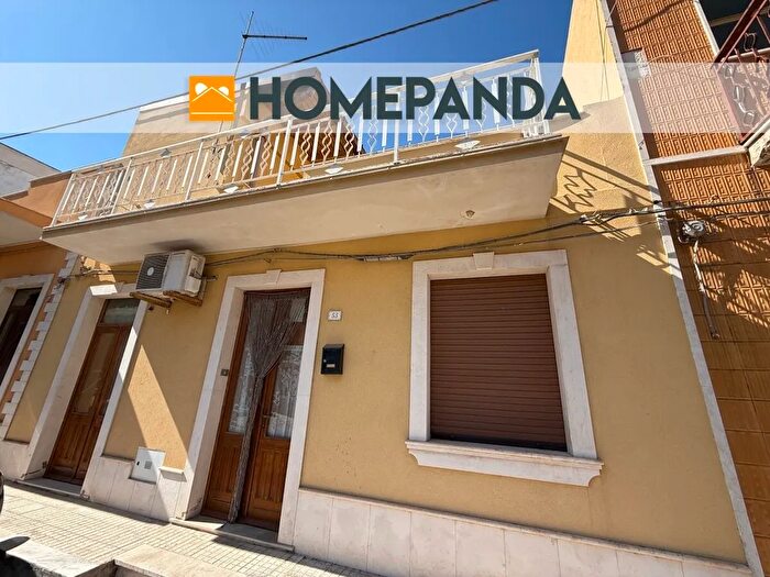 Casa trilocale in vendita in Via Benedetto Croce, Siracusa