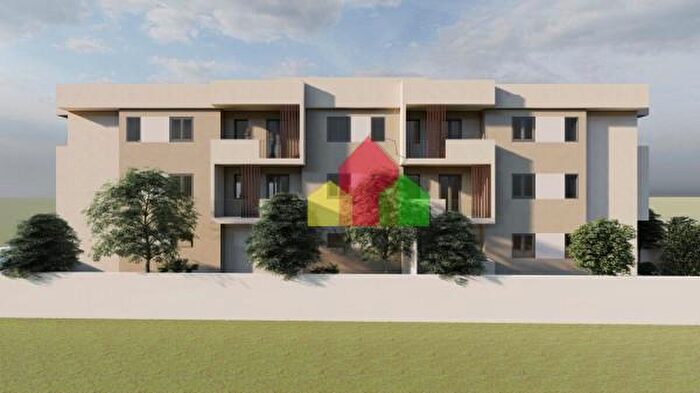 Appartamento trilocale in vendita in Via Giuseppe Verdi, Giugliano In Campania