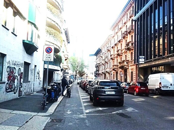 Appartamento trilocale in affitto in Via Maurizio Quadrio, Garibaldi Corso Como, Milano