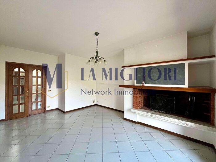 Appartamento con 5 locali in vendita in Montemurlo