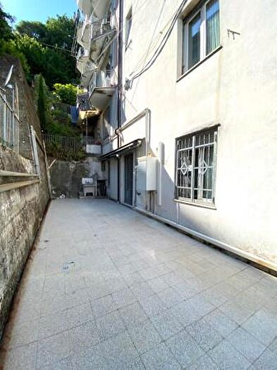 Appartamento quadrilocale in vendita in Via Zagora, La Spezia