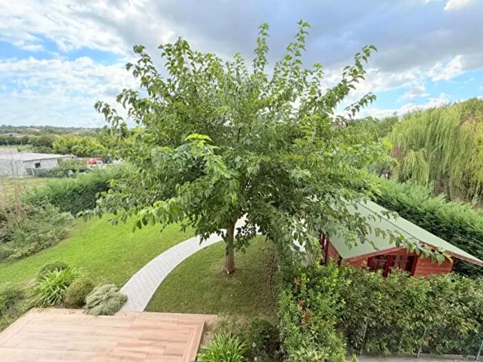 Casa con 6 locali in vendita in Viale Ascoli Piceno, Riccione