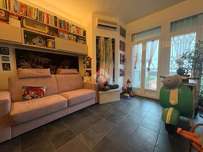 Appartamento monolocale in vendita in Via Tulipani, Milano