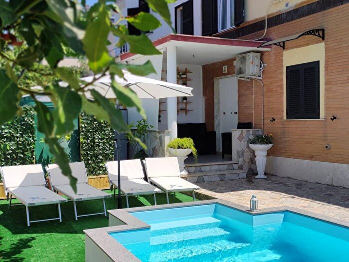 Appartamento trilocale in affitto in Via Maia, Marechiaro, Anzio